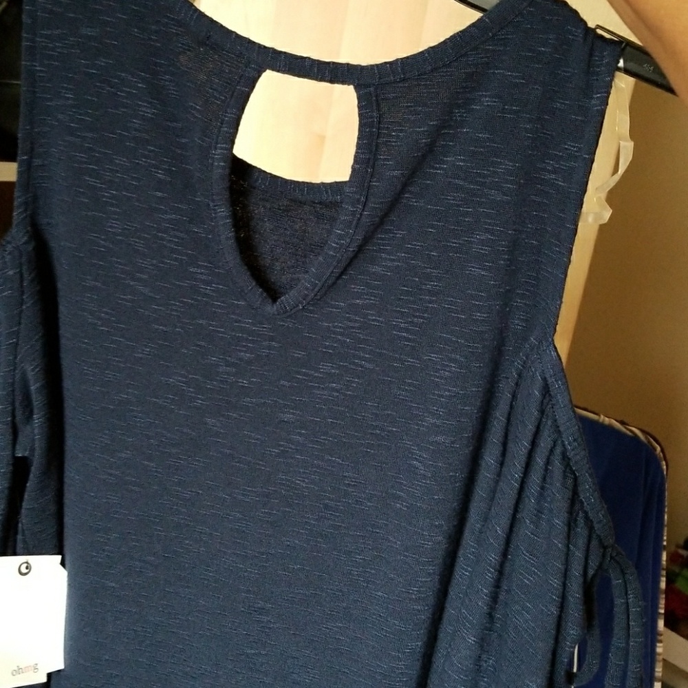 Cold Shoulder Tie Ruffle Top - Picture 4 of 4